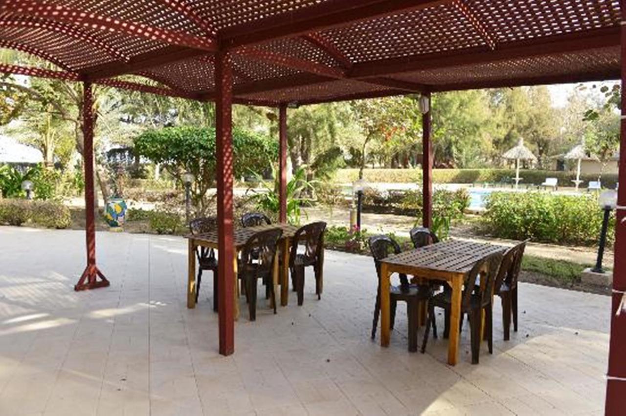 Diamarek Hotel Sur La Plage Saint-Louis Εξωτερικό φωτογραφία