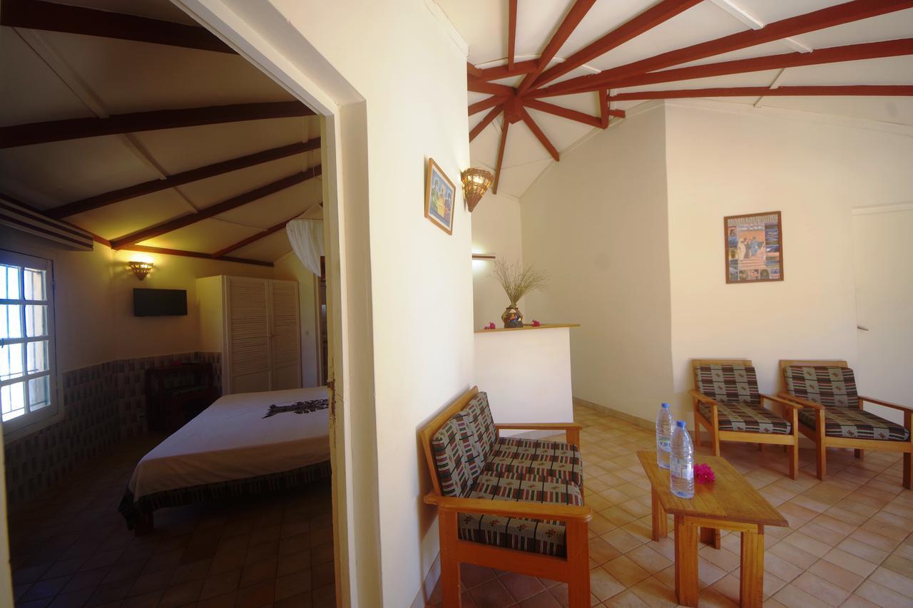 Diamarek Hotel Sur La Plage Saint-Louis Εξωτερικό φωτογραφία