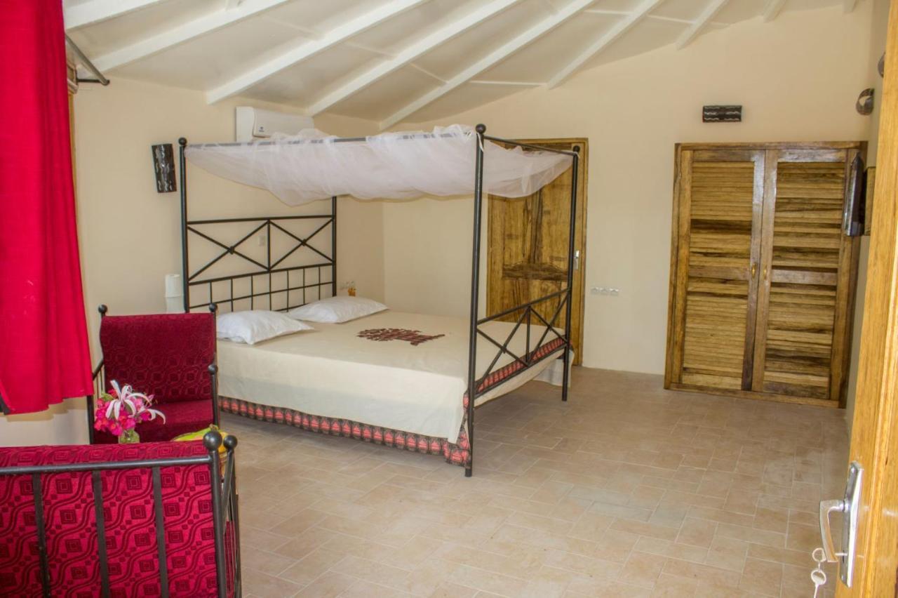 Diamarek Hotel Sur La Plage Saint-Louis Εξωτερικό φωτογραφία